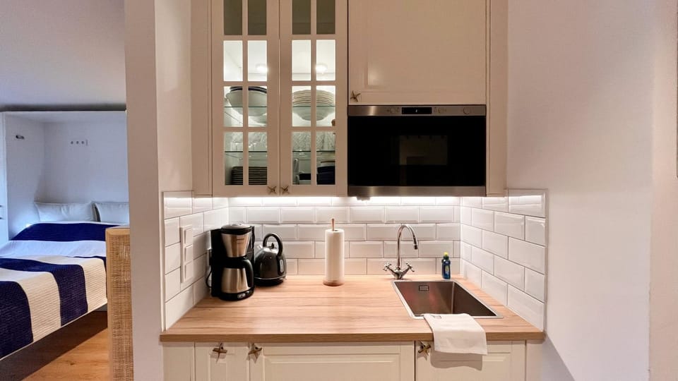 Coffee/tea facilities, Kitchen or kitchenette, minibar