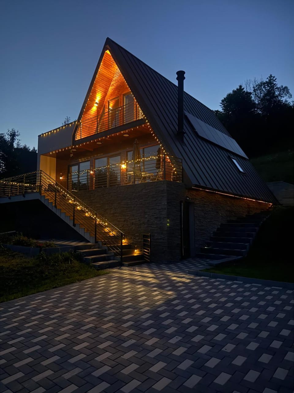 Property building, Night