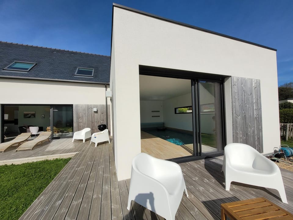 Balcony/Terrace, Balcony/Terrace, Swimming pool