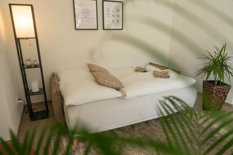 Bed, Living room, Seating area