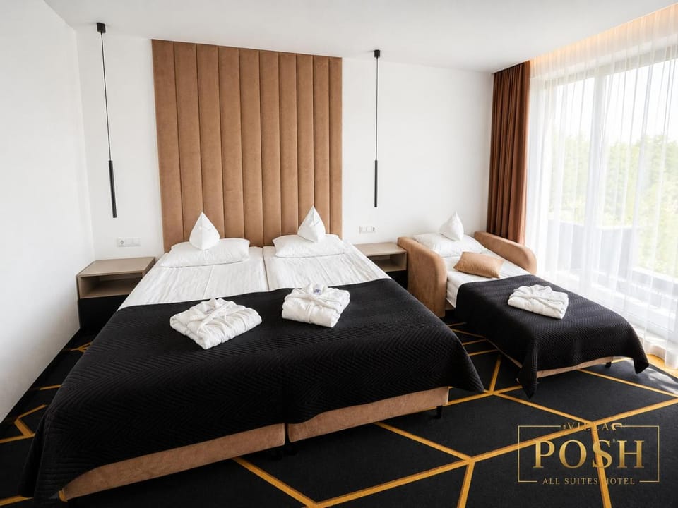 Bed, View (from property/room), cot
