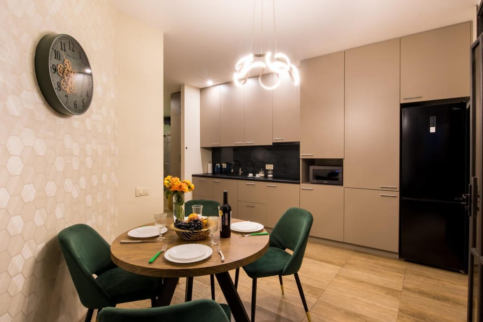 Living room, Dining area, minibar, stove