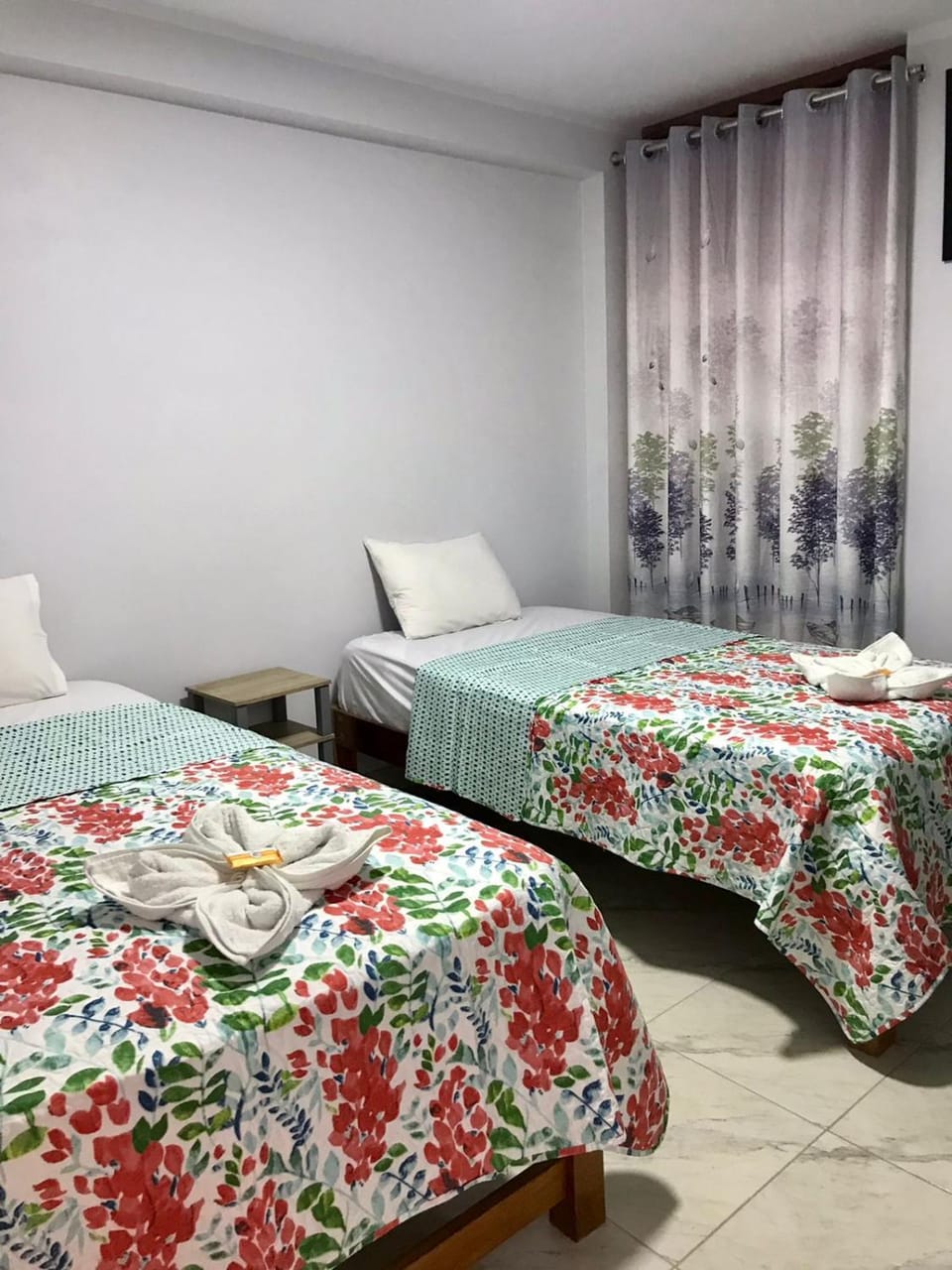Bed, TV and multimedia, Photo of the whole room, Street view, Family, fireplace, locker, towels