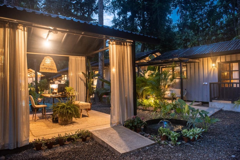 Garden, Lobby or reception
