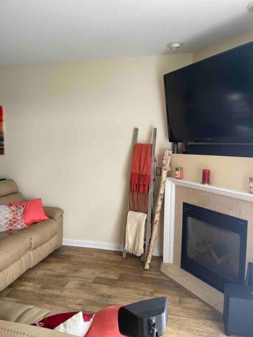 Living room, flat iron