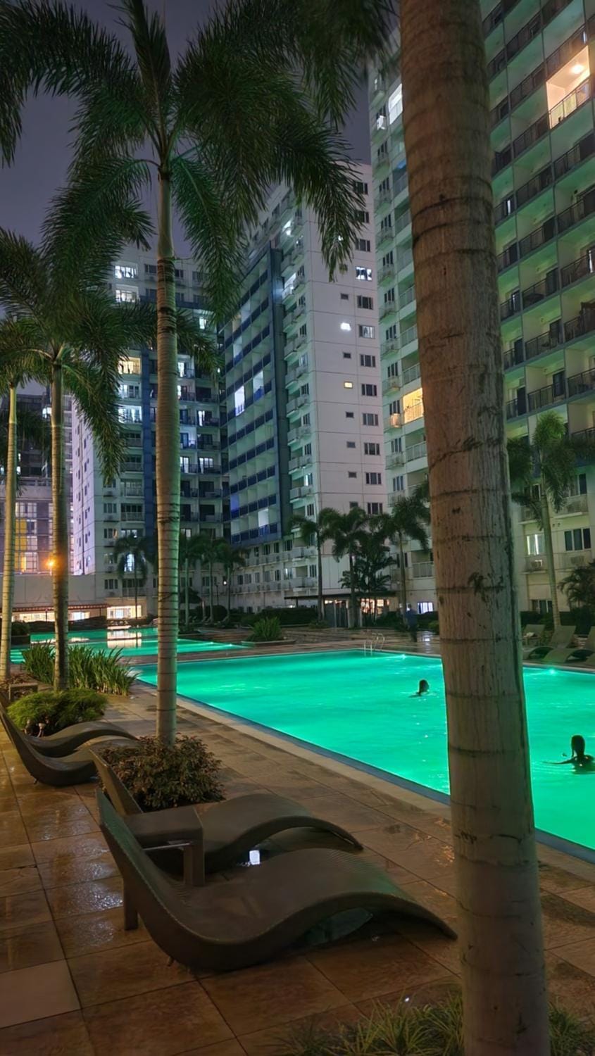 Night, Swimming pool