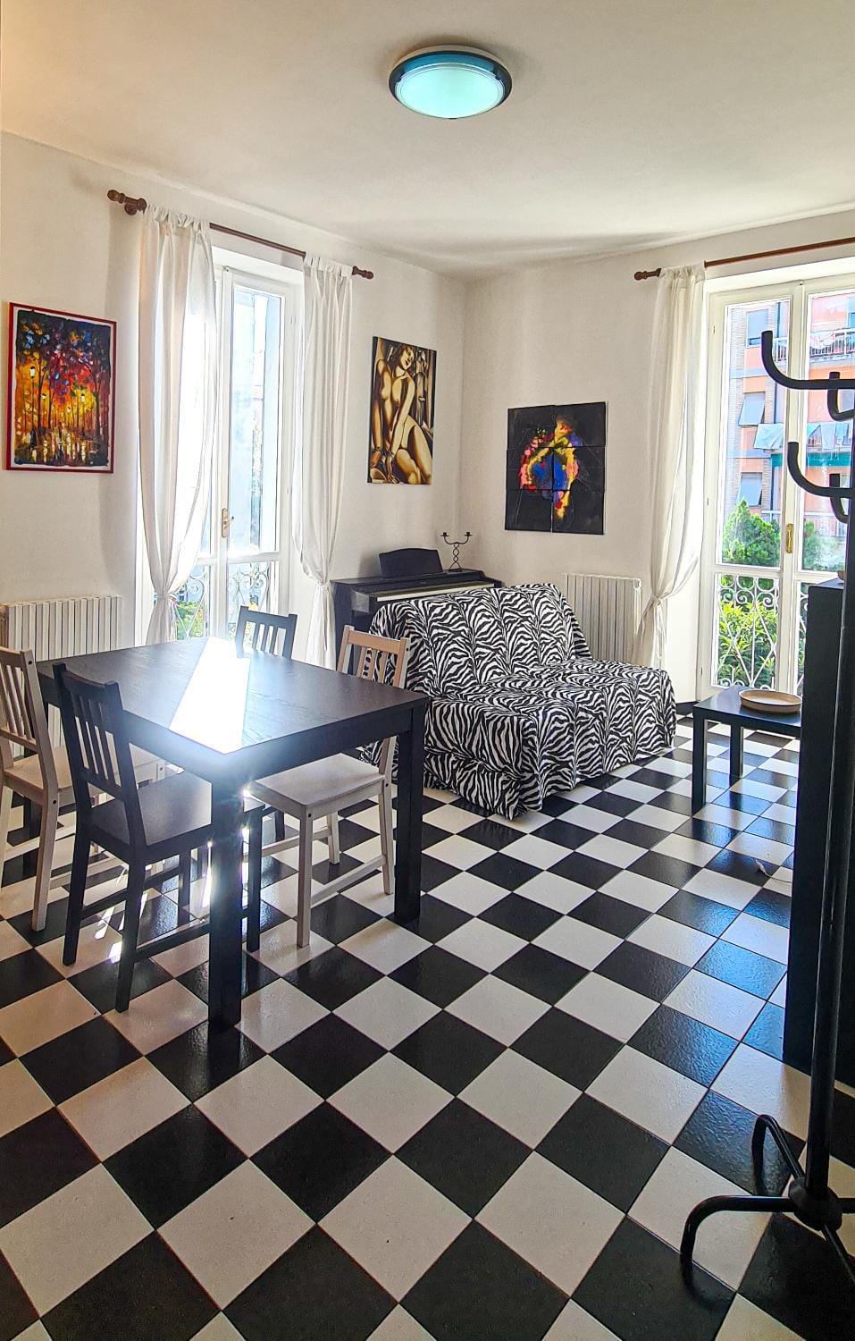 Living room, Dining area