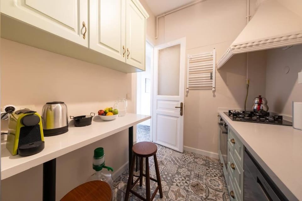 Elegant, spacious, quiet 3br near historic center Apartment in Istanbul