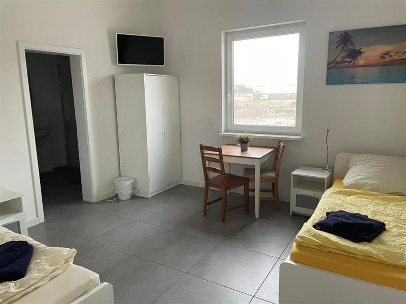 TV and multimedia, Bedroom