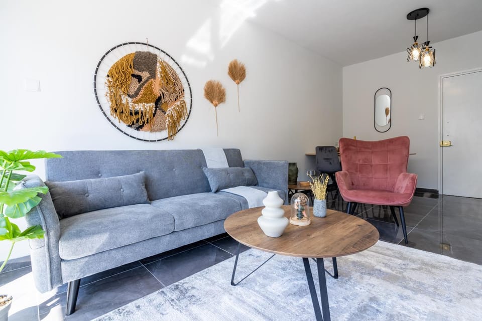 Powder’s 1-Bedroom Retreat in Mackenzy, Larnaca Apartment in Larnaca