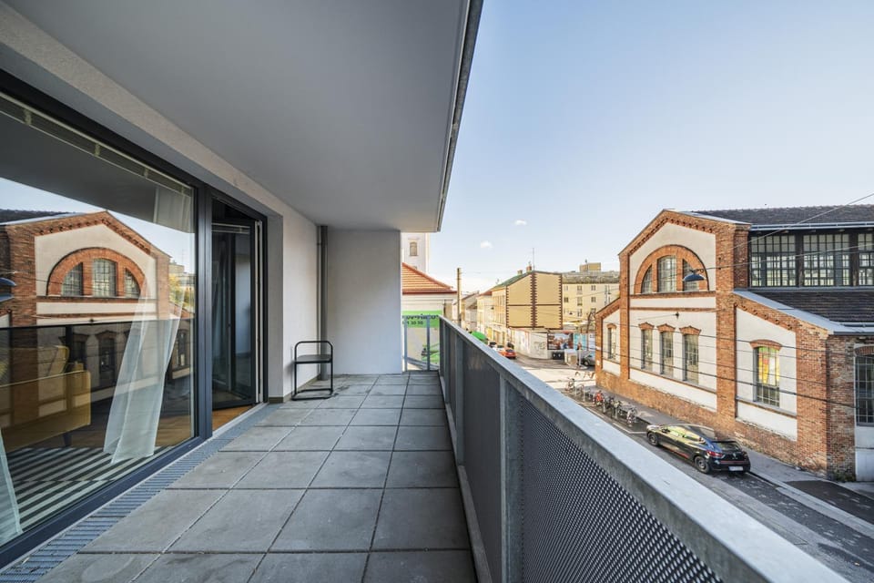 Property building, Day, Neighbourhood, View (from property/room), Balcony/Terrace, Street view