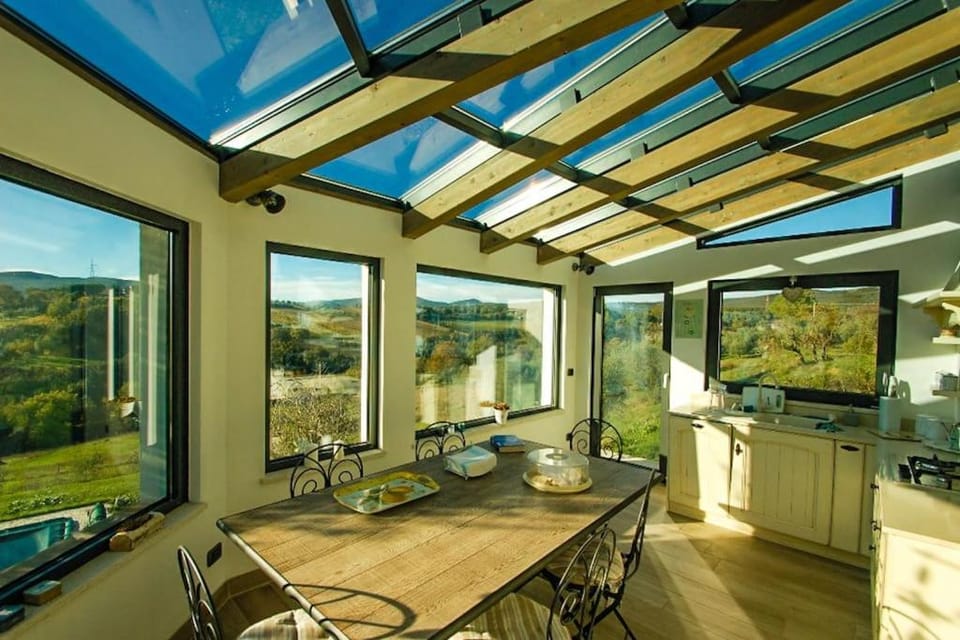 by Casamerina Tofelli villa with private pool, quiet and panoramic view Villa in Umbria