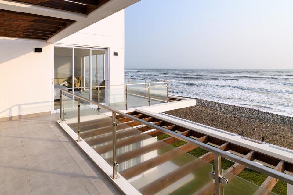 Day, View (from property/room), Balcony/Terrace, Beach, Sea view