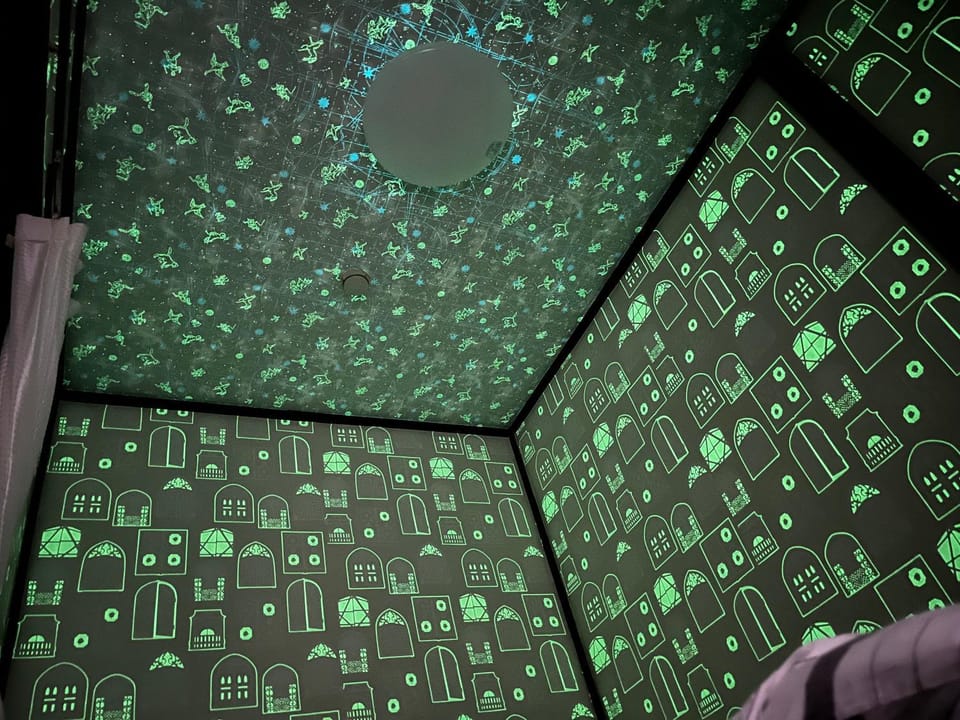 Lucky Hotel専用シャワルームとトイレ付き Hotel in Shinjuku