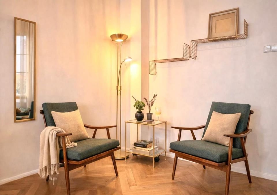 Spacious & Elegant 3-Bedroom Apartment-Comfort in Old Town Bratislava Apartment in Bratislava