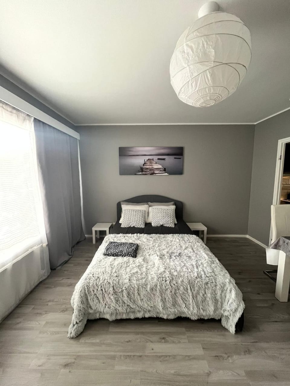 Bed, Photo of the whole room, Bedroom