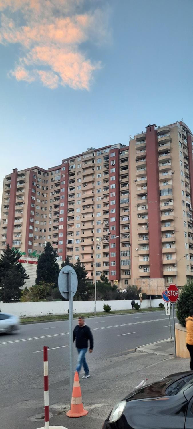 Property building, Day, Street view
