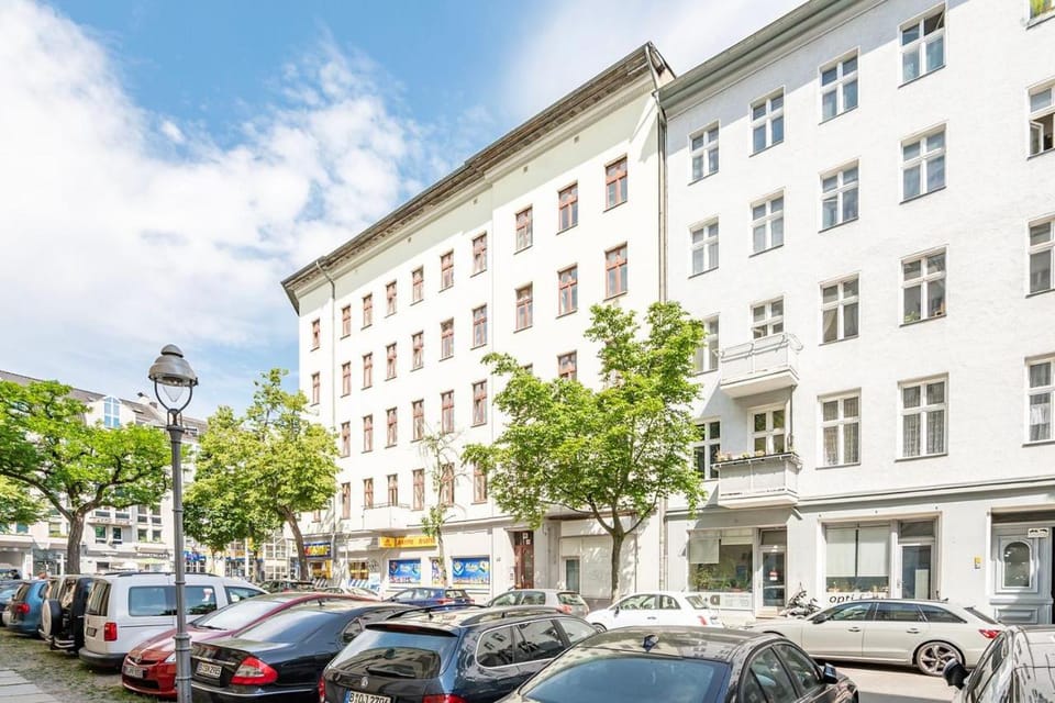 Property building, Street view