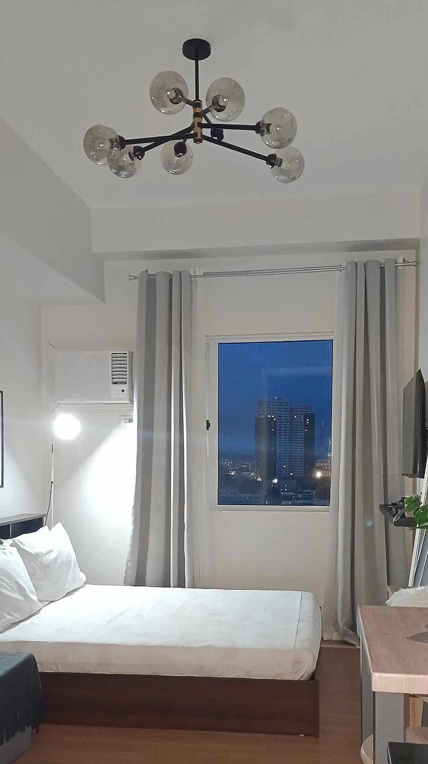 Bed, Bedroom, City view