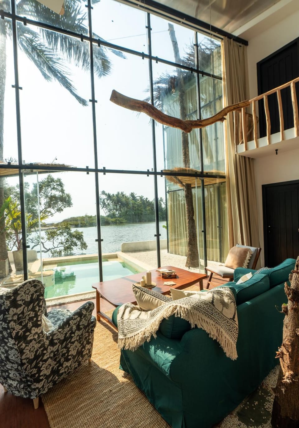 Living room, Beach