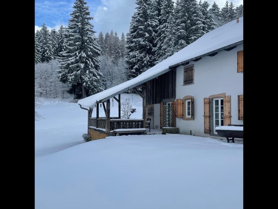 Property building, Winter