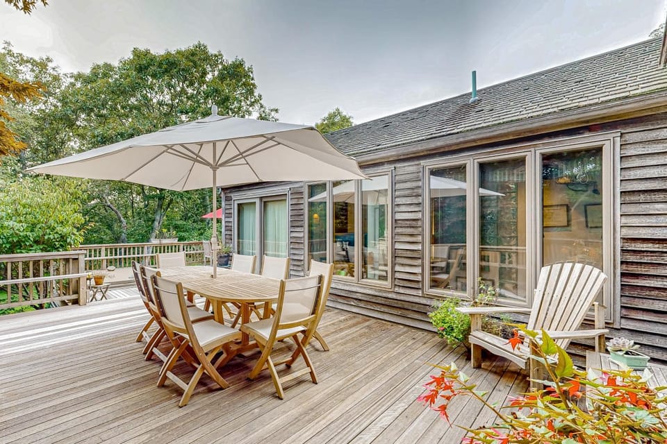 Nana’s Treehouse House in Tisbury