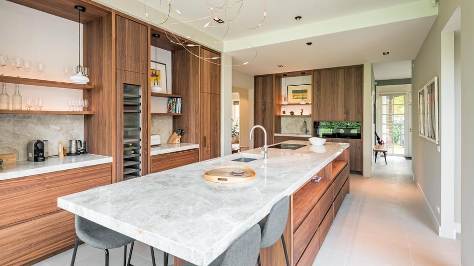 Kitchen or kitchenette, Dining area, pet friendly, stove