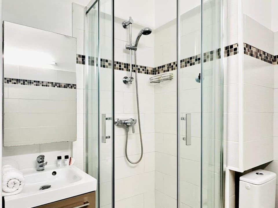 Grand Hotel - Studio Croisette Apartment in Cannes