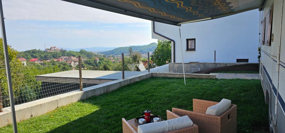 Natural landscape, Garden, Garden, View (from property/room), Balcony/Terrace
