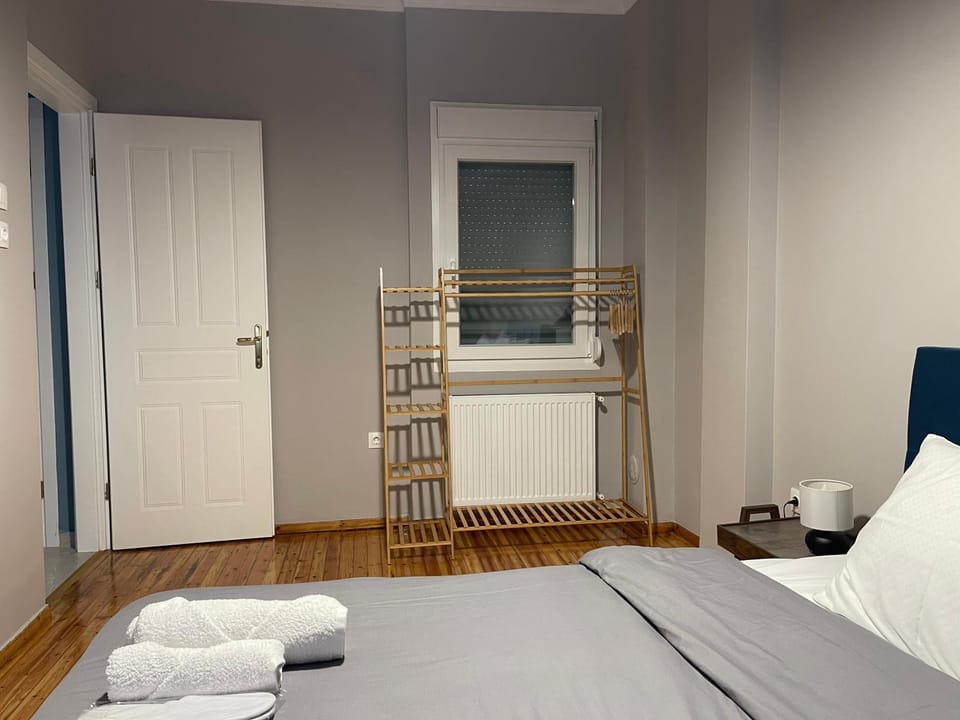 Bed, Photo of the whole room, Bedroom, towels, wardrobe