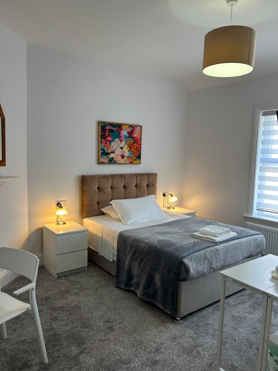 Photo of the whole room, Bedroom