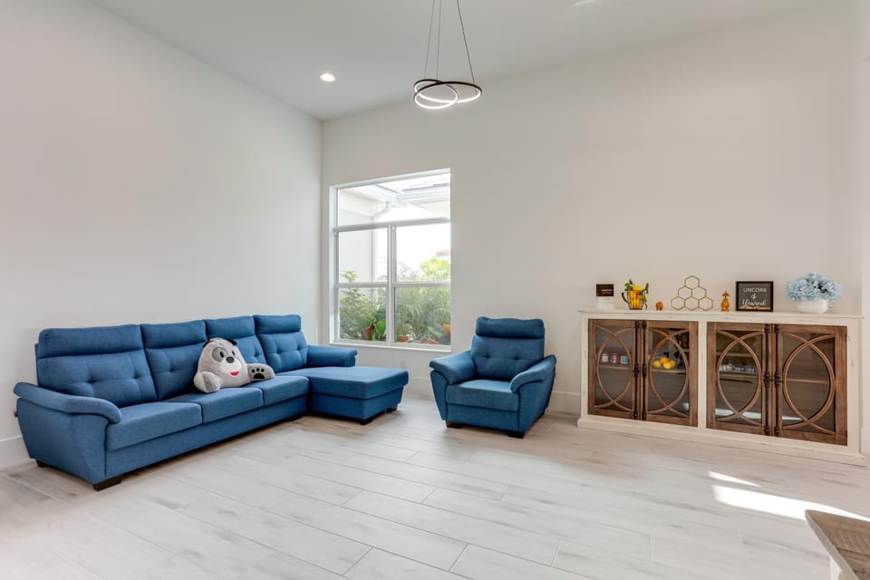 Private Pool & Spa: Luxe Palm Beach Gardens Home House in Palm Beach Gardens