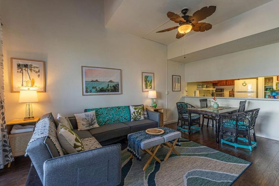 Kailua Bay Resort 4-303 House in Holualoa