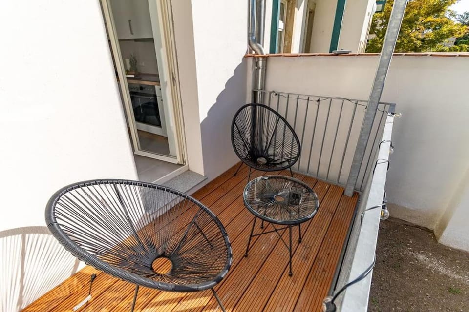 *NEU* 2 Personen, WLAN, Balkon Apartment in Pirna