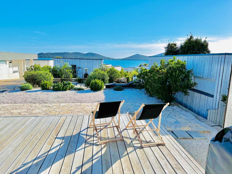 View (from property/room), Balcony/Terrace, Sea view