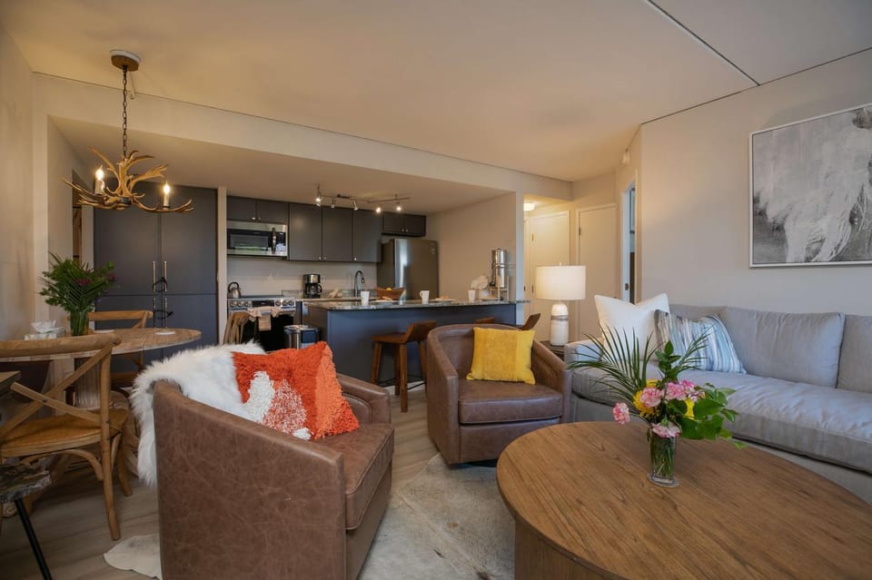 Trails End Alpine Dream Condo: Ski In/Out, Walk to Town Apartment in Breckenridge