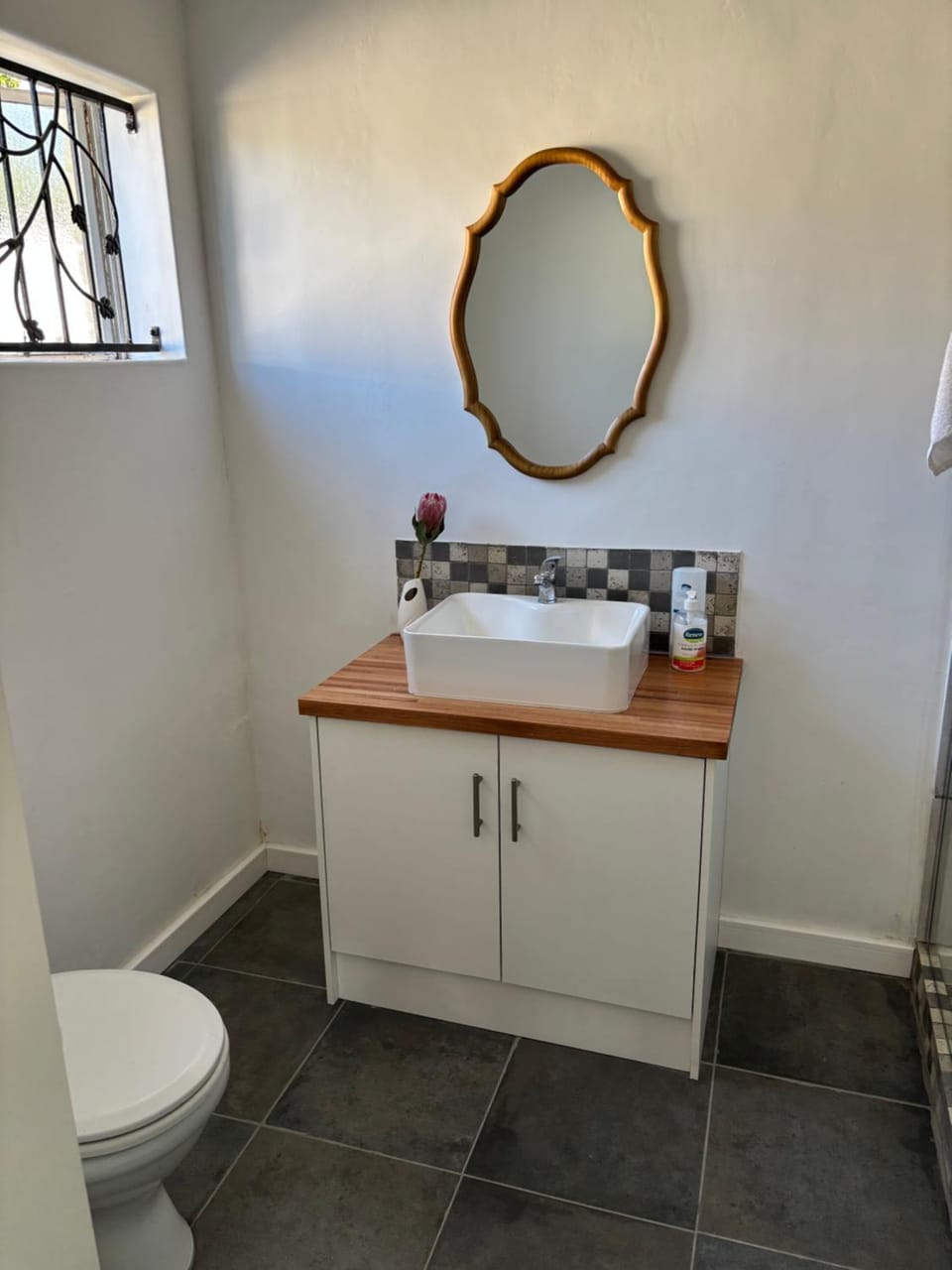 4 on Belmont Avenue Apartment in Cape Town