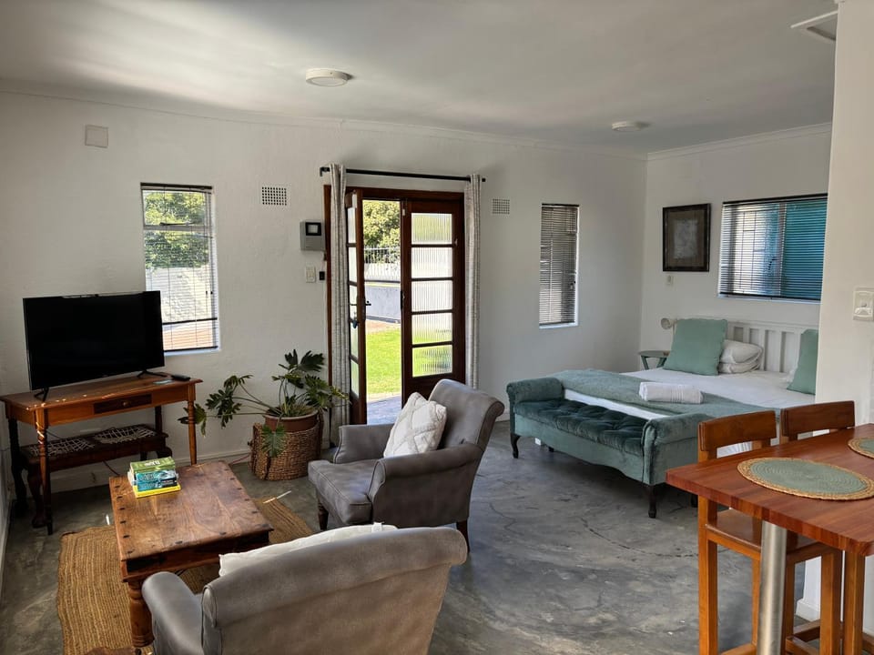 4 on Belmont Avenue Apartment in Cape Town
