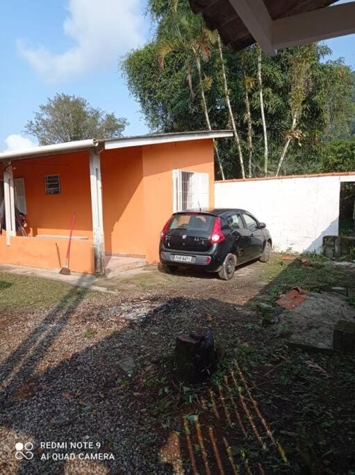 Casinha Perequê-Acú 600m / praia House in Ubatuba
