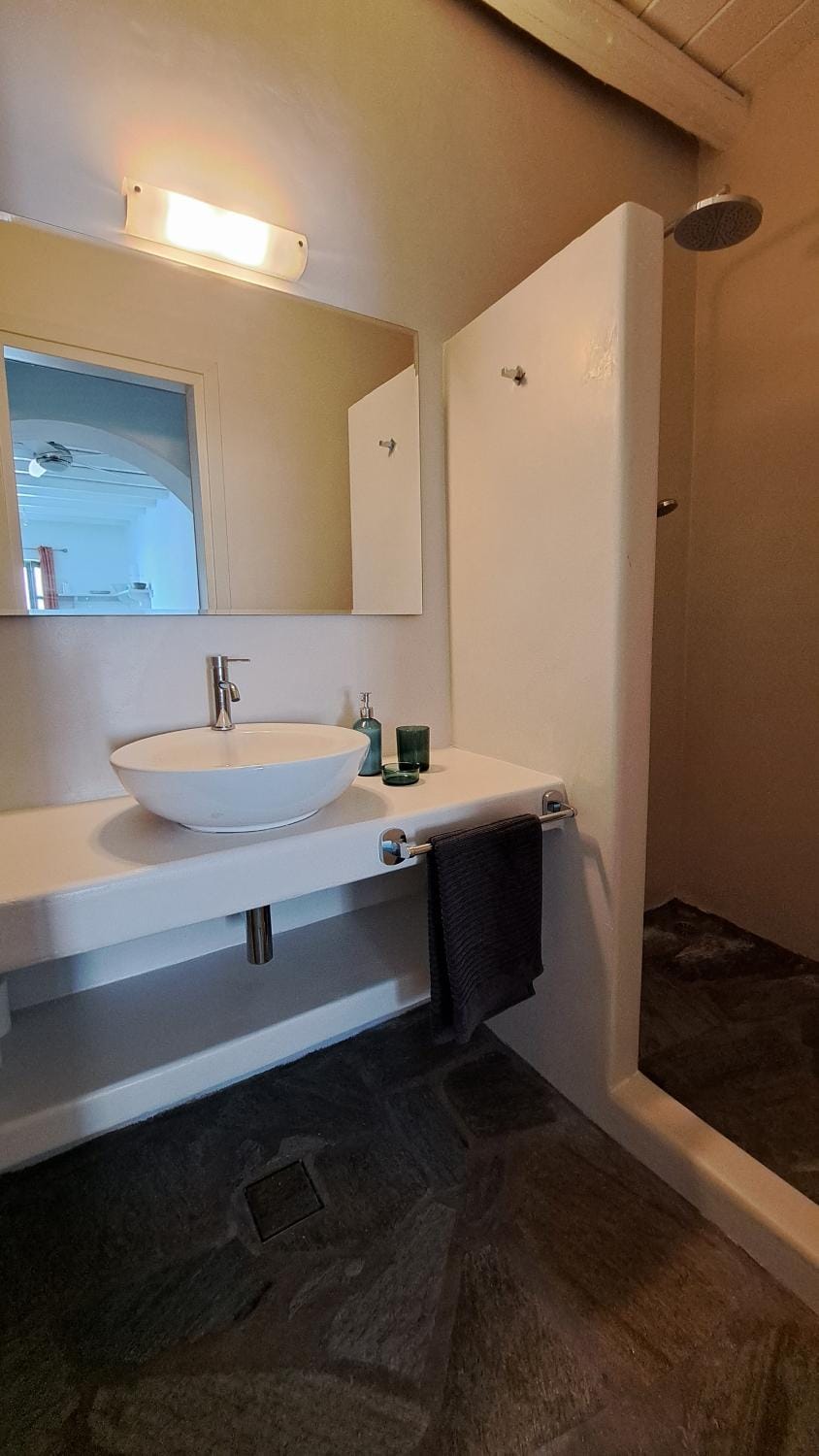 Spice Suites-Rosemary House in Decentralized Administration of the Aegean