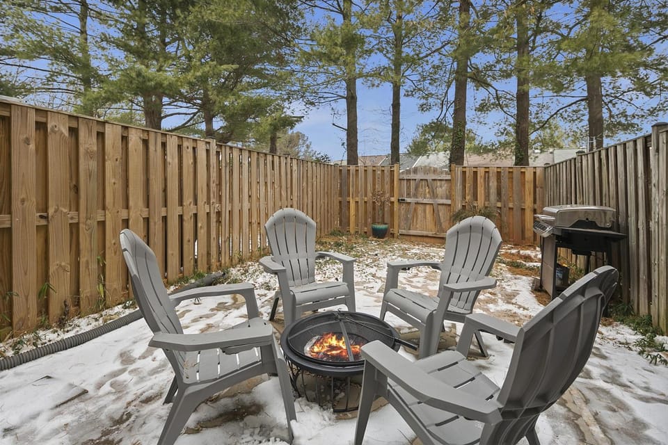 Charming 3 bdr Thome, Suburban Nhbrhd, Near DC House in Dranesville
