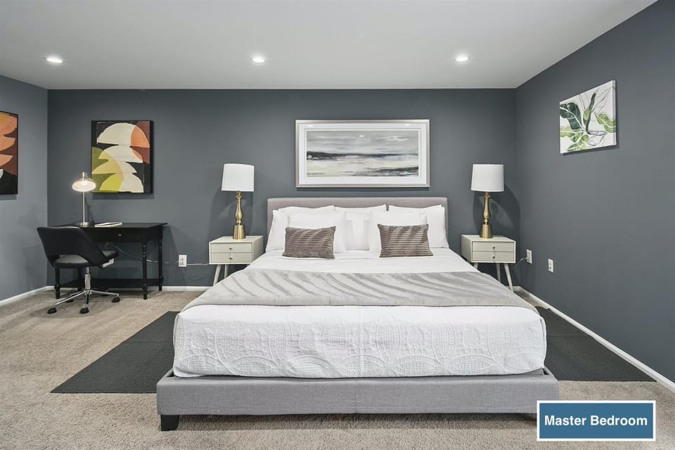 Charming 3 bdr Thome, Suburban Nhbrhd, Near DC House in Dranesville