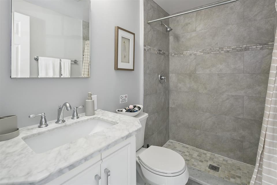 Townhome in No VA, Family Community, Pet Friendly, Fast WiFi House in Maryland