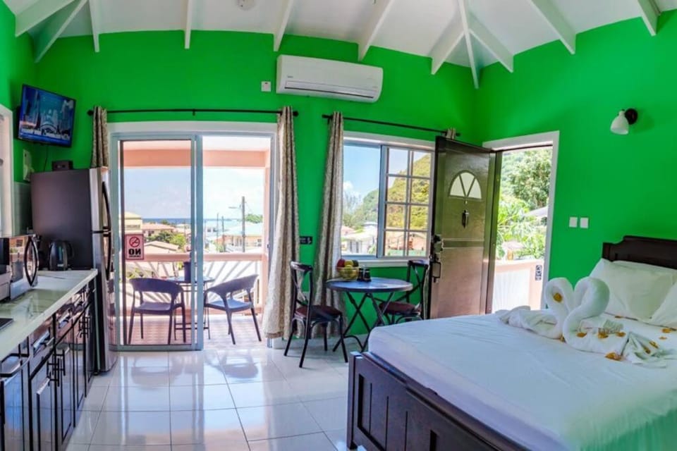Bed, Balcony/Terrace, Photo of the whole room, Bedroom