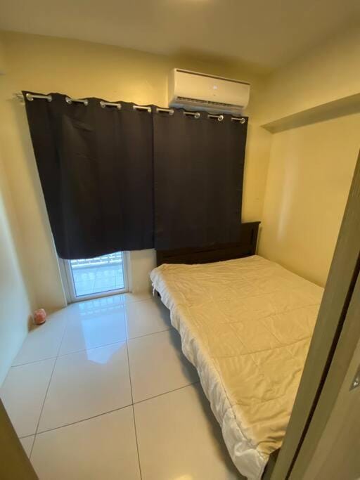 Breeze Residences 26th floor House in Pasay