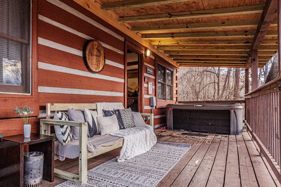 Patio, Hot Tub, Seating area