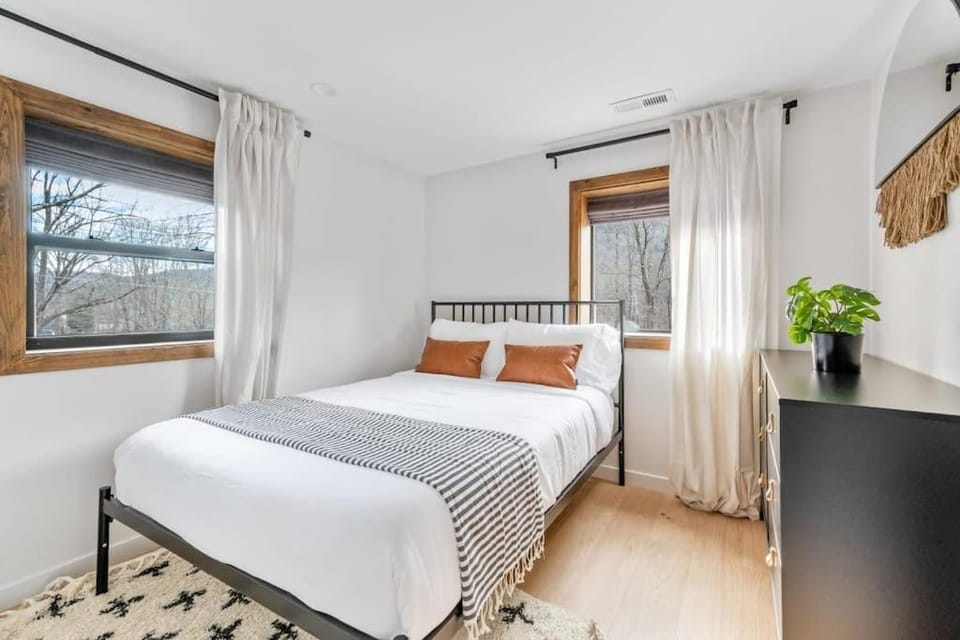 Chateau Bungalow - Ski Belleayre, Hunter Apartment in Shandaken
