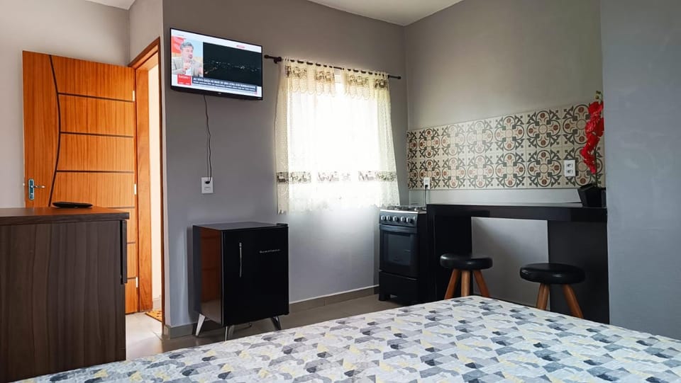 Communal lounge/ TV room, Bed, TV and multimedia, Kitchen or kitchenette, Photo of the whole room, Bedroom, minibar
