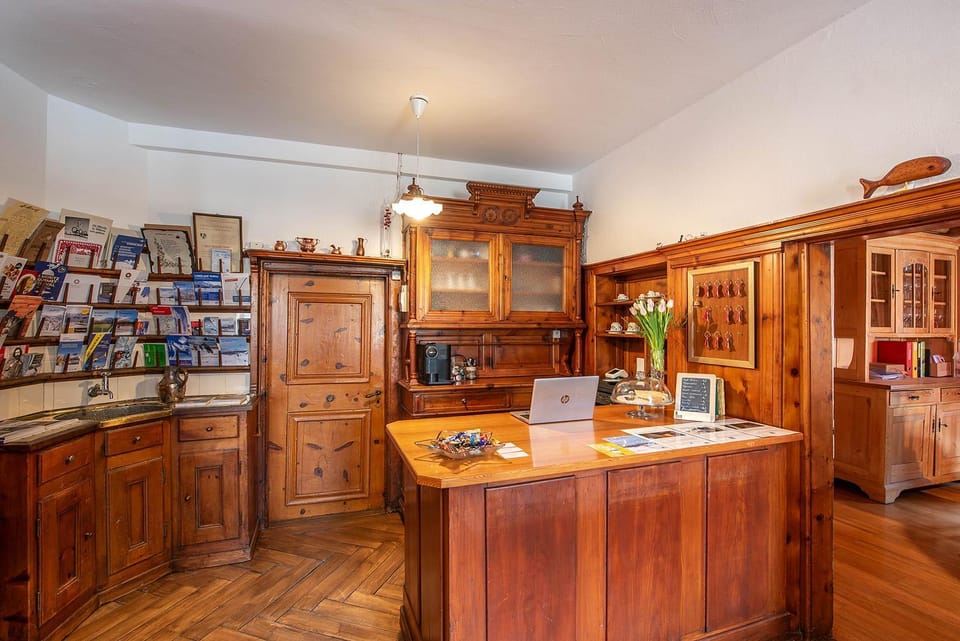 Coffee/tea facilities, Lobby or reception