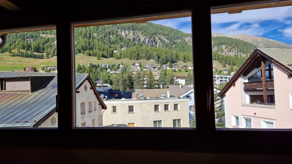 Day, Natural landscape, Photo of the whole room, Landmark view, Mountain view